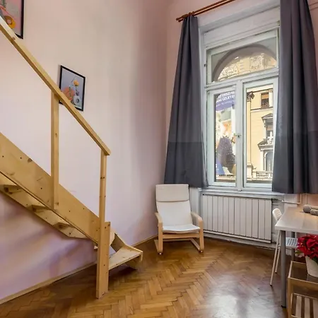 Three Cats Guest house 3*