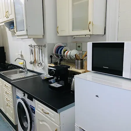 Three Cats Guest house 3*