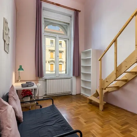Three Cats Guest house Budapest