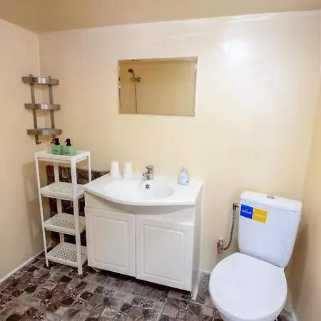 בית הארחה Three Cats 3*